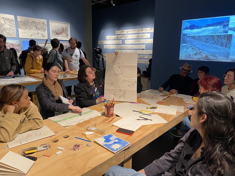 Niñapajaroglaciar – Mariana Matija